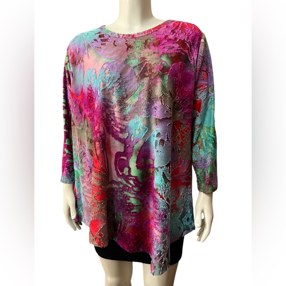 NWT Calessa Plus Size 2X  Tie-Dye Print Crew Neck 3/4 Sleeve Asymmetric Tunic